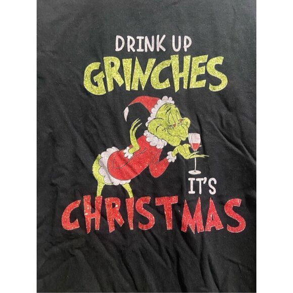 Drink Up Grinches T-shirt size Small - Picture 2 of 2